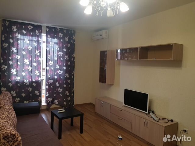 1-к квартира, 45 м², 7/10 эт.