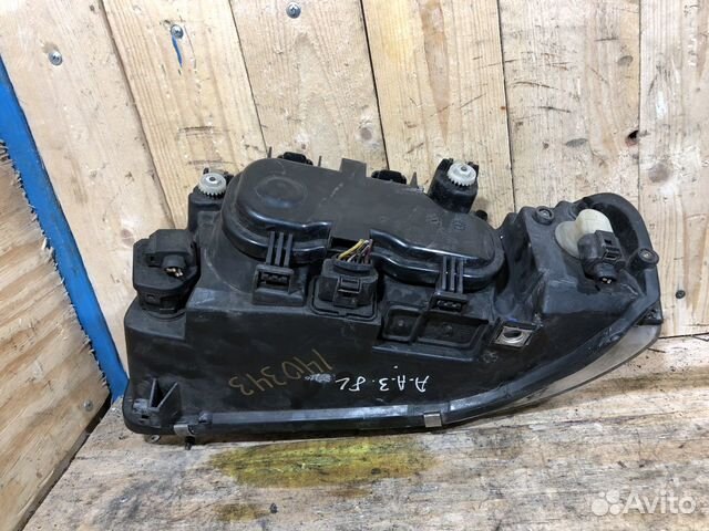 Фара передняя правая Audi A3 8L рестайлинг 140343