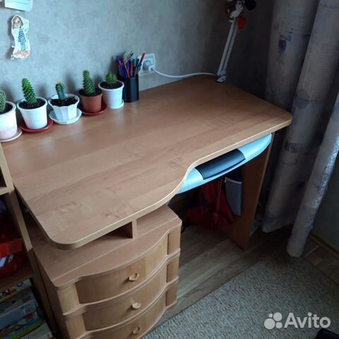 Стол письменный
