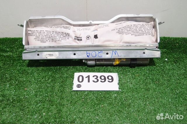 Подушка пассажира airbag в ноги w207 w204