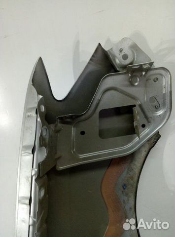 Крыло переднее левое Renault Sandero Stepway - 2 Крыло переднее левое Renault Sandero Stepway - 2