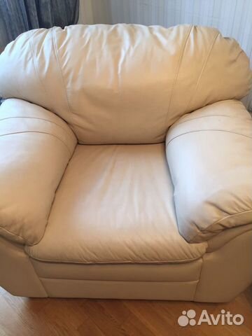 Диван кожаный и 2 кресла Диван кожаный и 2 кресла