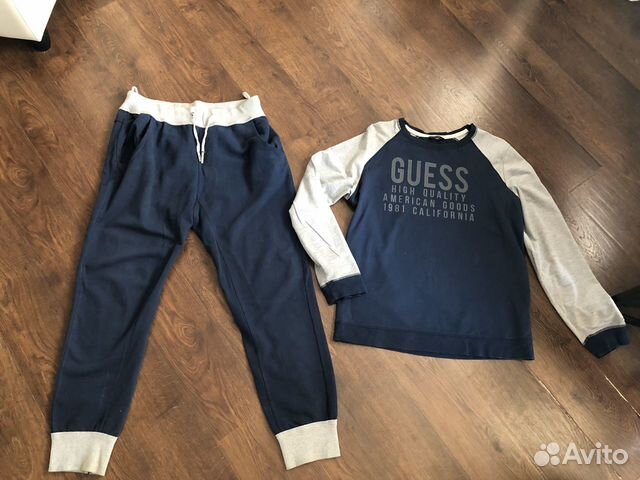 Костюм спортивный мужской guess XL Костюм спортивный мужской guess XL