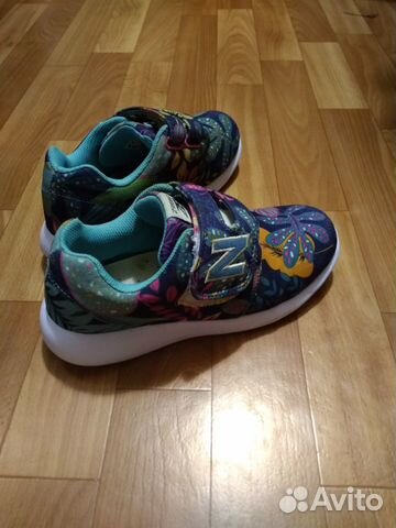 Кроссовки 35 размер для девочки