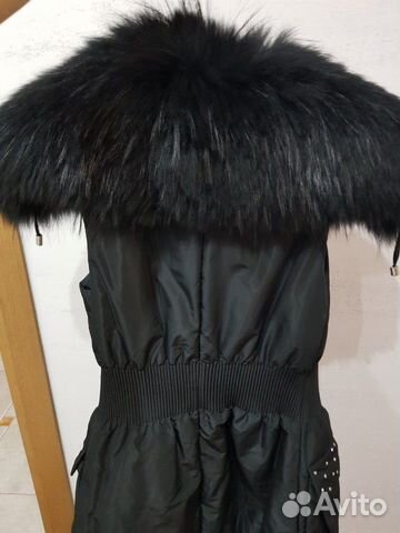 Утепленная жилетка с натуральным мехом Утепленная жилетка с натуральным мехом