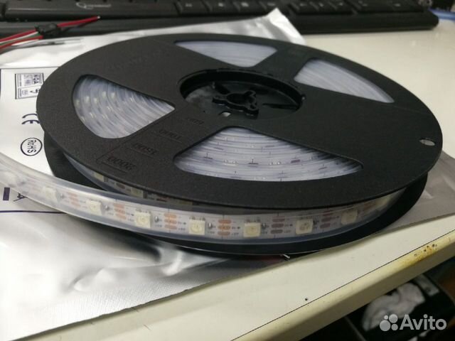 Адресная светодиодная водонепр. лента 60Led 5V Адресная светодиодная водонепр. лента 60Led 5V