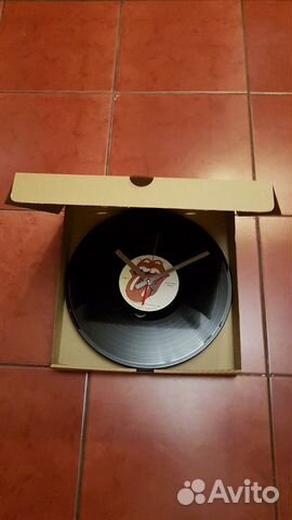 Часы из винилового диска Rolling Stones Часы из винилового диска Rolling Stones