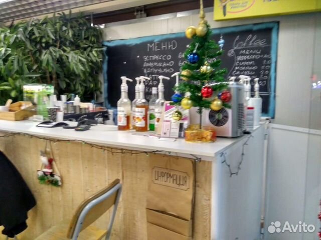 Кофе с собой в ТЦ на Комендантском