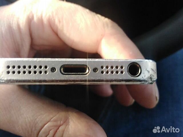Телефон iPhone 5s 16g Телефон iPhone 5s 16g
