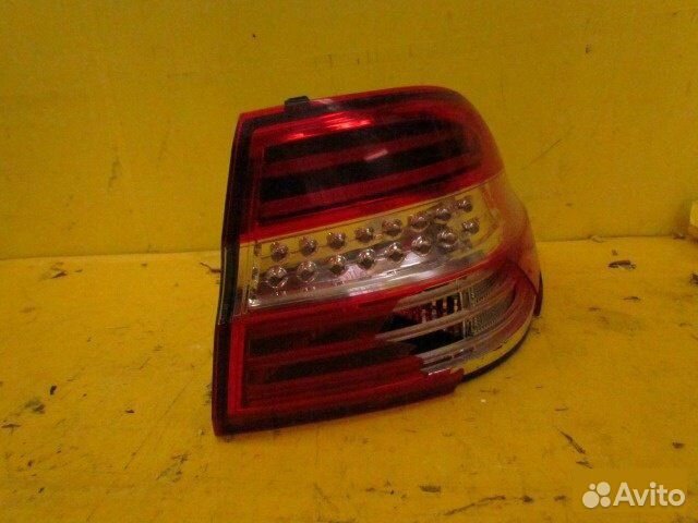 Фонарь наружний задний правый Mercedes Ml W166 Фонарь наружний задний правый Mercedes Ml W166