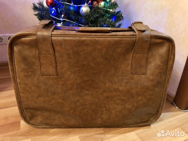 Раритетный кожаный чемодан