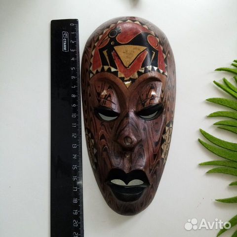 Маска декоративная