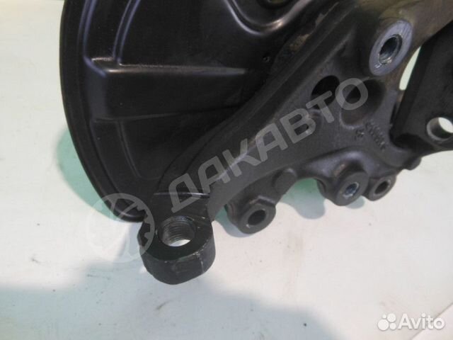 Поворотный кулак левый Мерседес W203 2000-2006