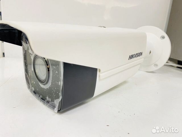 Камера видеонаблюдения Hikvision DS-2CD2T63G0-I5