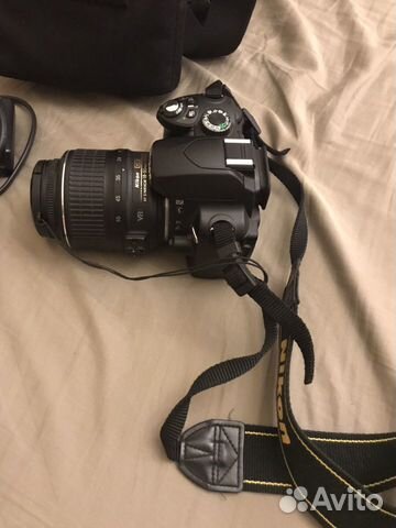 Зеркальный фотоаппарат Nikon D60 Зеркальный фотоаппарат Nikon D60