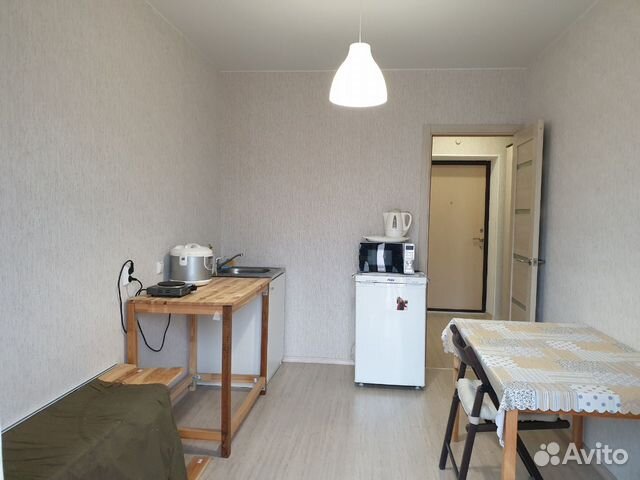 1-к квартира, 35 м², 3/3 эт. 1-к квартира, 35 м², 3/3 эт.