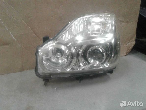 Фара передняя левая Nissan X-Trail T31 2007-2012 Фара передняя левая Nissan X-Trail T31 2007-2012