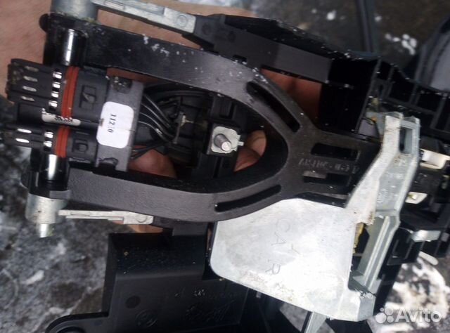 Ручка двери правая BMW F10 F01 F02 с бесключевым Ручка двери правая BMW F10 F01 F02 с бесключевым