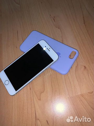 iPhone 7 бело-серебристый 128Gb iPhone 7 бело-серебристый 128Gb