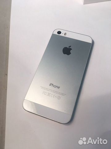 Телефон iPhone 5S
