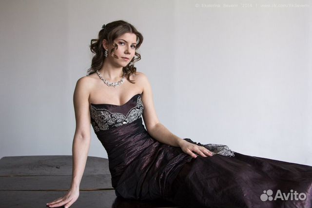 Дизайнерское вечернее платье Дизайнерское вечернее платье