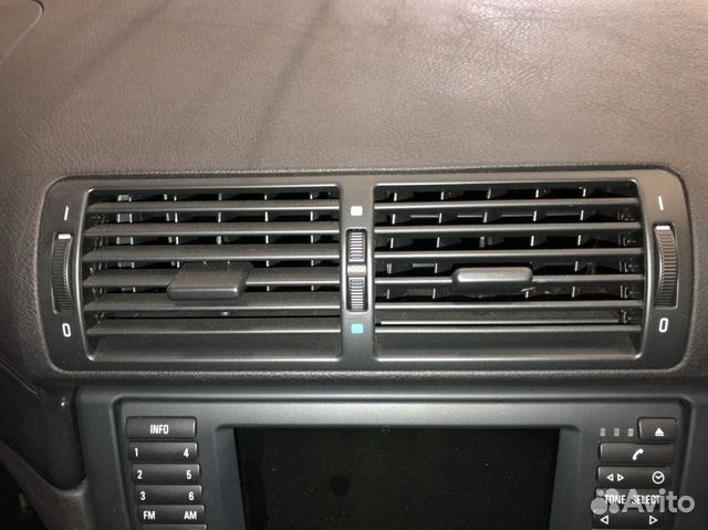 Воздуховод центральный в торпеде Воздуховод центральный в торпеде