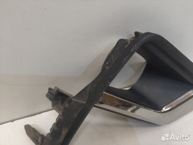 Рамка птф передняя правая Toyota Land Cruiser Рамка птф передняя правая Toyota Land Cruiser