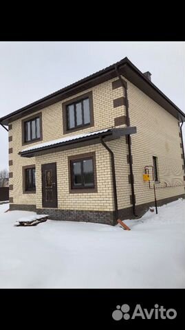 Коттедж 143 м² на участке 12 сот.