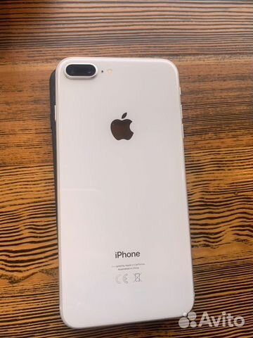 Телефон iPhone 8+ Телефон iPhone 8+