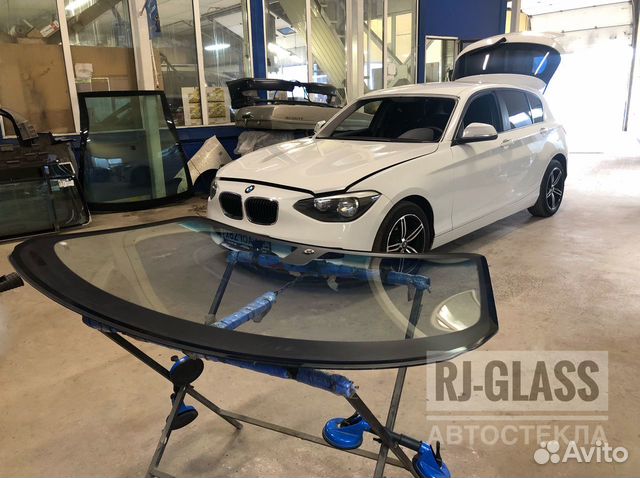 Лобовое стекло Бмв Ф20 1 серии Лобовое стекло Бмв Ф20 1 серии