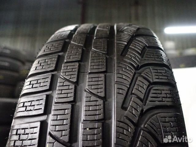 255 35 19 Pirelli Win240 So SerieII VJ2J 255/35R19 255 35 19 Pirelli Win240 So SerieII VJ2J 255/35R19
