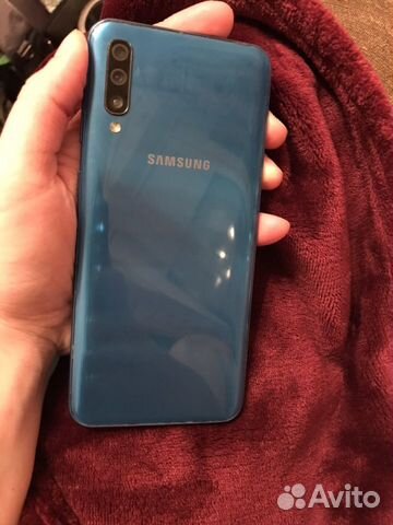 Телефон SAMSUNG A50