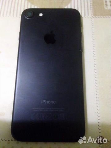 Телефон iPhone Телефон iPhone