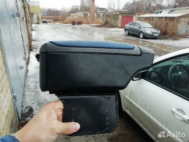 Подлокотник Подлокотник