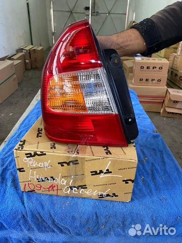 Фонарь задний левый Hyundai Accent