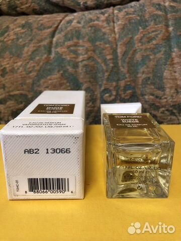 Аромат TOM ford white suede 50 ml Аромат TOM ford white suede 50 ml