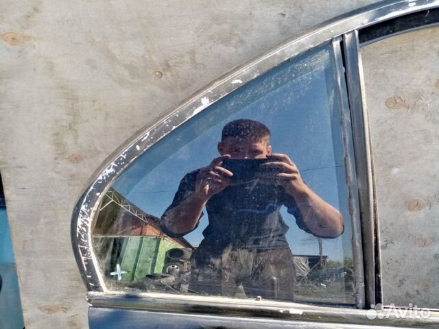 Стекло двери (форточка ) заднее правое Bmw Стекло двери (форточка ) заднее правое Bmw