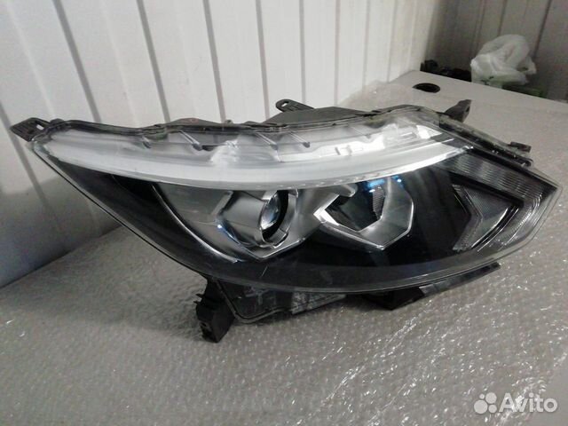Фара led передняя правая Nissan Qashqai 2 Фара led передняя правая Nissan Qashqai 2