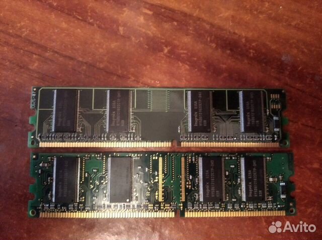 Hynix PC3200U-30330 DDR 400MHz CL3 512mb