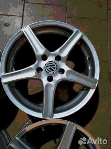 Диски бу литые R17 LU на VW