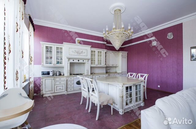 3-к квартира, 130 м², 3/4 эт.