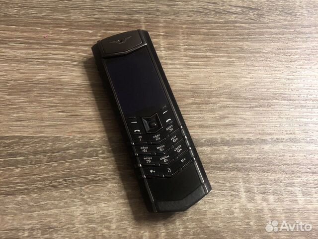 Телефон Vertu Signature S