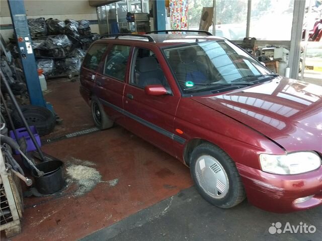 Разобран на запчасти Ford Escort 1995-1998