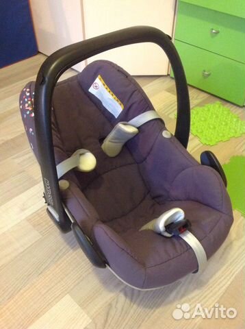 Автолюлька Maxi Cosi с базой Easybase2 Автолюлька Maxi Cosi с базой Easybase2