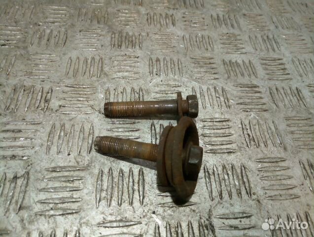 Болт подвески задний Toyota Camry V30 2azfe