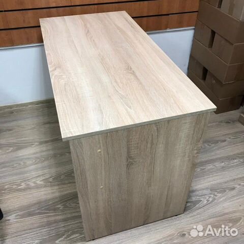 Офисный стол Офисный стол
