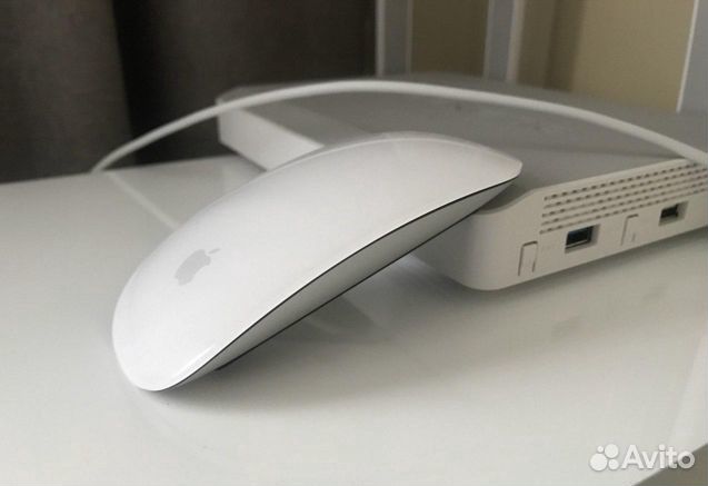 Мышь Apple Magic Mouse 2 новая оригинал Мышь Apple Magic Mouse 2 новая оригинал