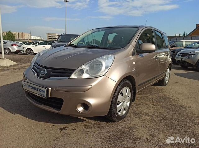 Nissan Note 1.6 AT, 2013, 108 000 км Nissan Note 1.6 AT, 2013, 108 000 км