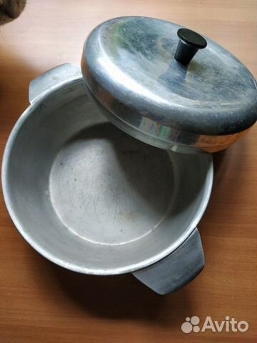 Кастрюля с крышкой Кастрюля с крышкой