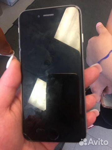 Телефон iPhone Телефон iPhone